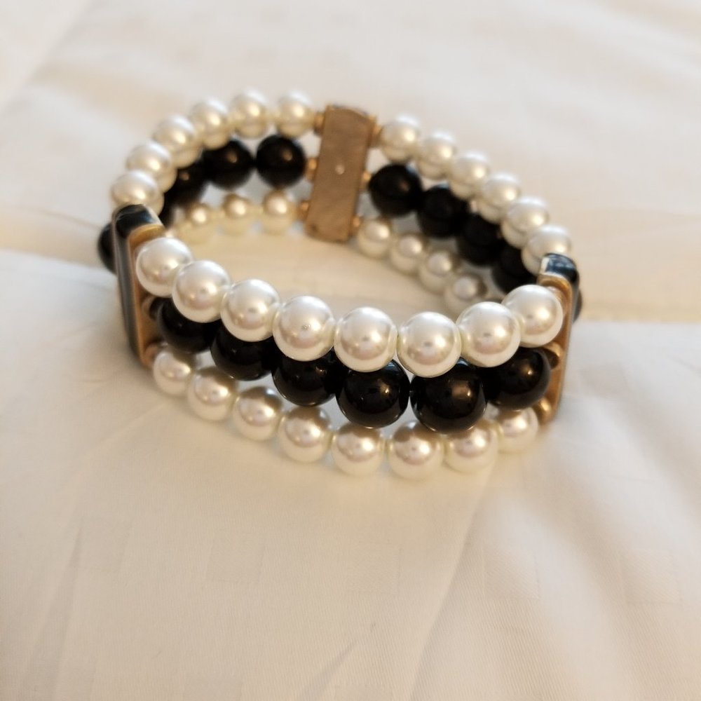 Chico's black and white stretch bracelet